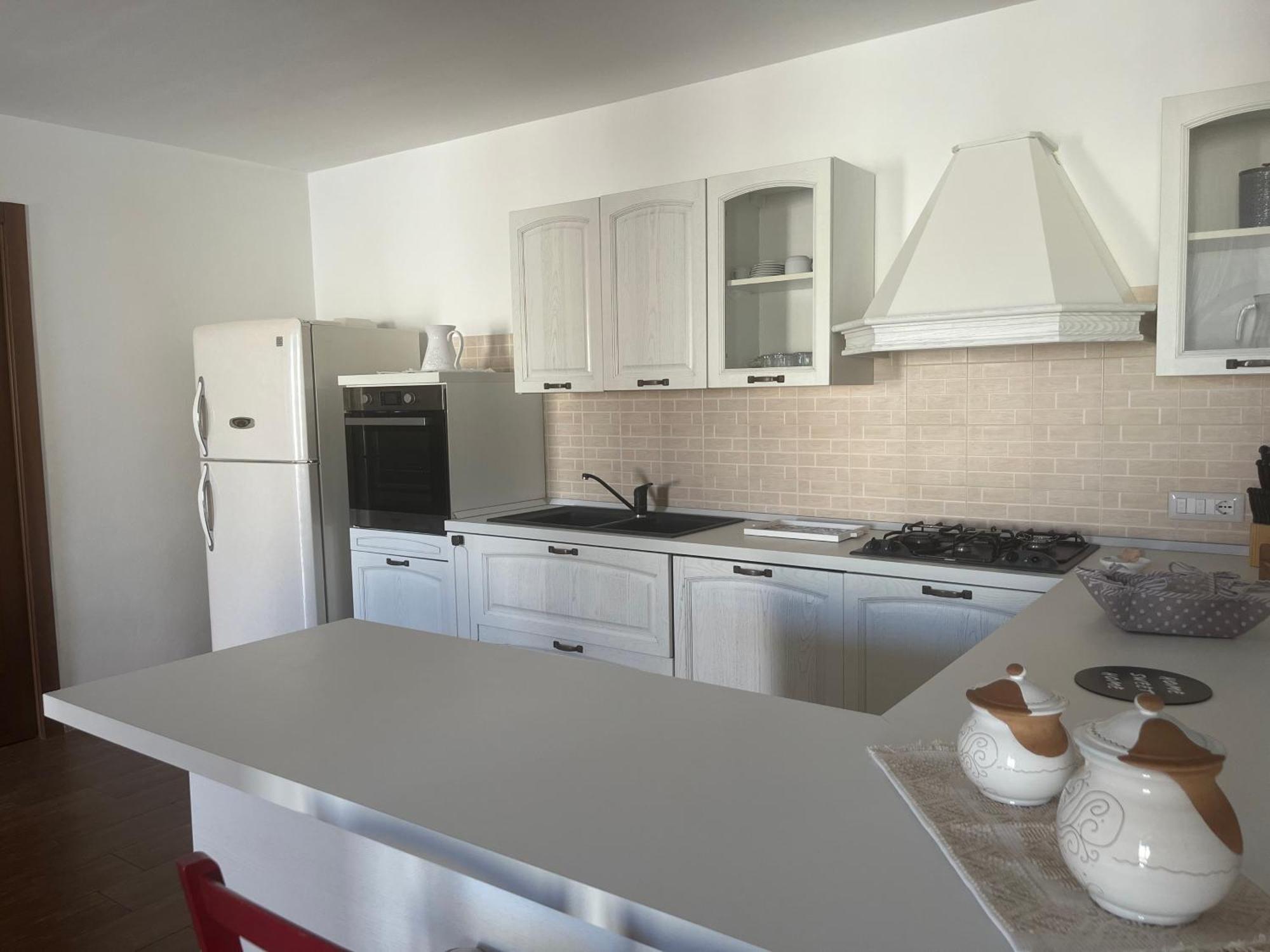 Ferienwohnung L'Essenziale Porto Torres Exterior foto